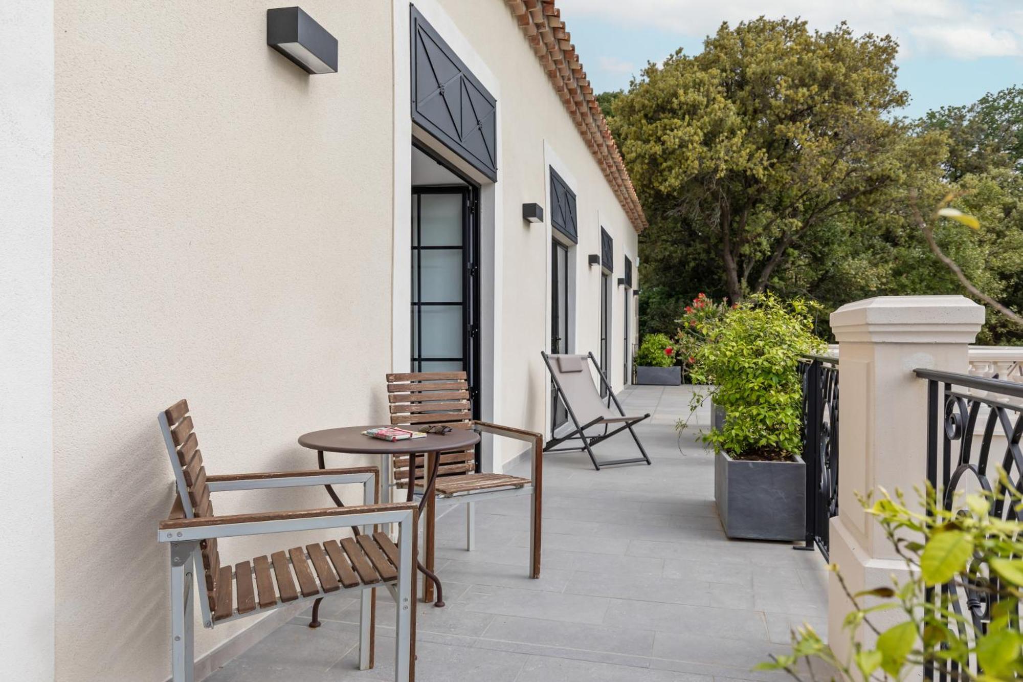 אפרטהוטל Servian Chateau Hermitage De Combas חדר תמונה
