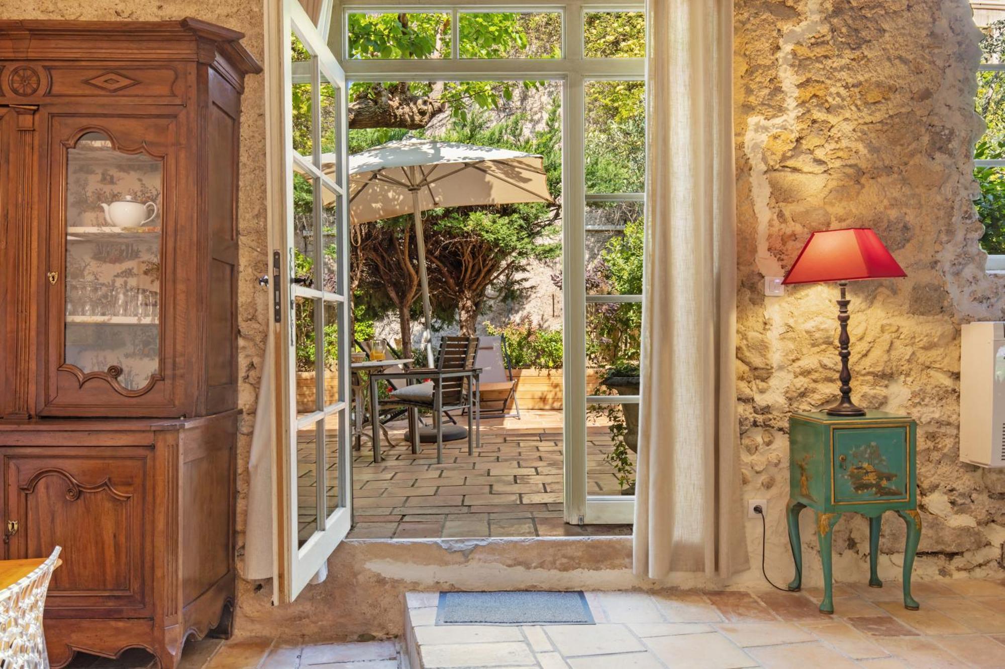 אפרטהוטל Servian Chateau Hermitage De Combas מראה חיצוני תמונה