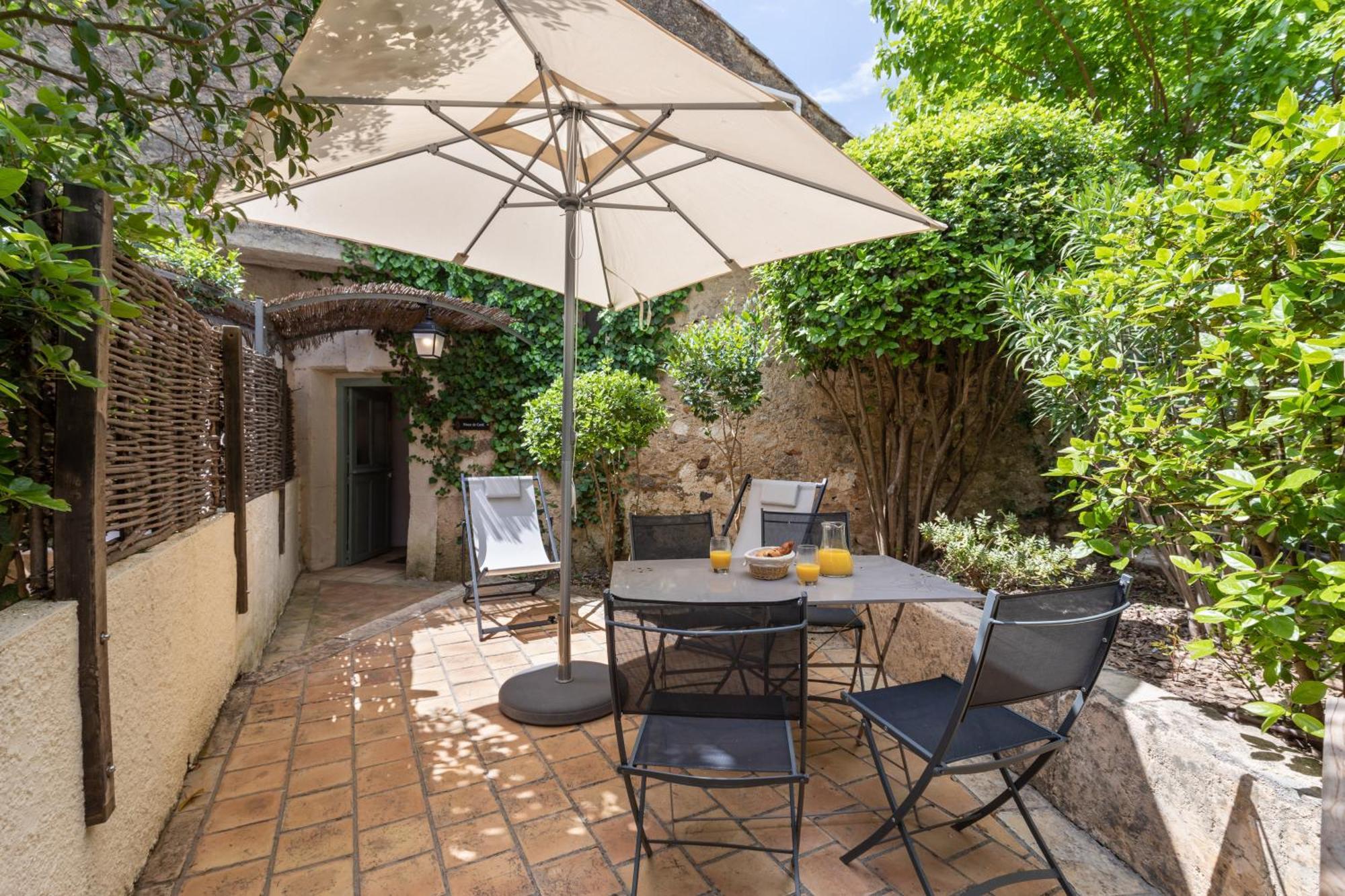 אפרטהוטל Servian Chateau Hermitage De Combas מראה חיצוני תמונה