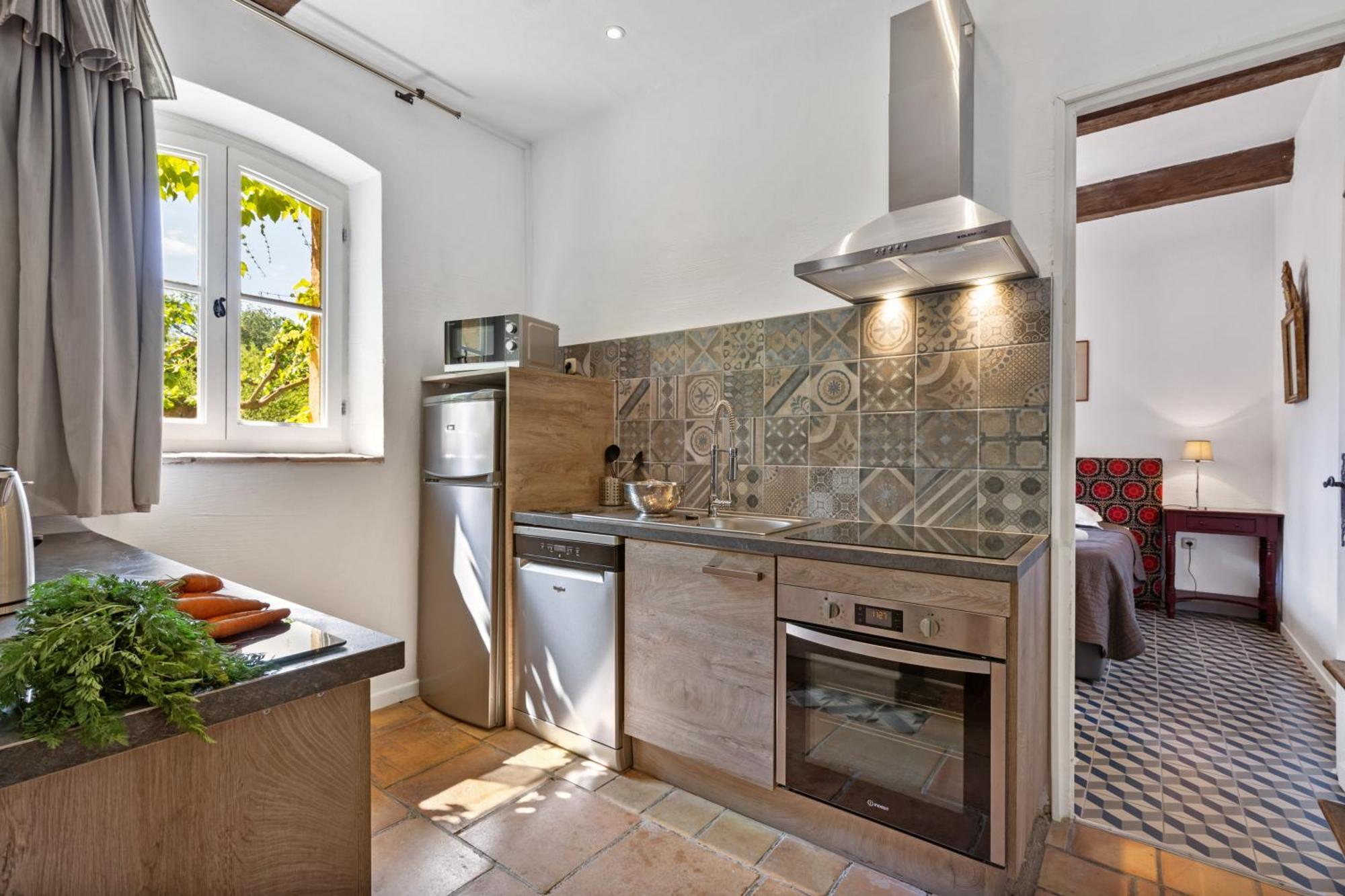 אפרטהוטל Servian Chateau Hermitage De Combas מראה חיצוני תמונה